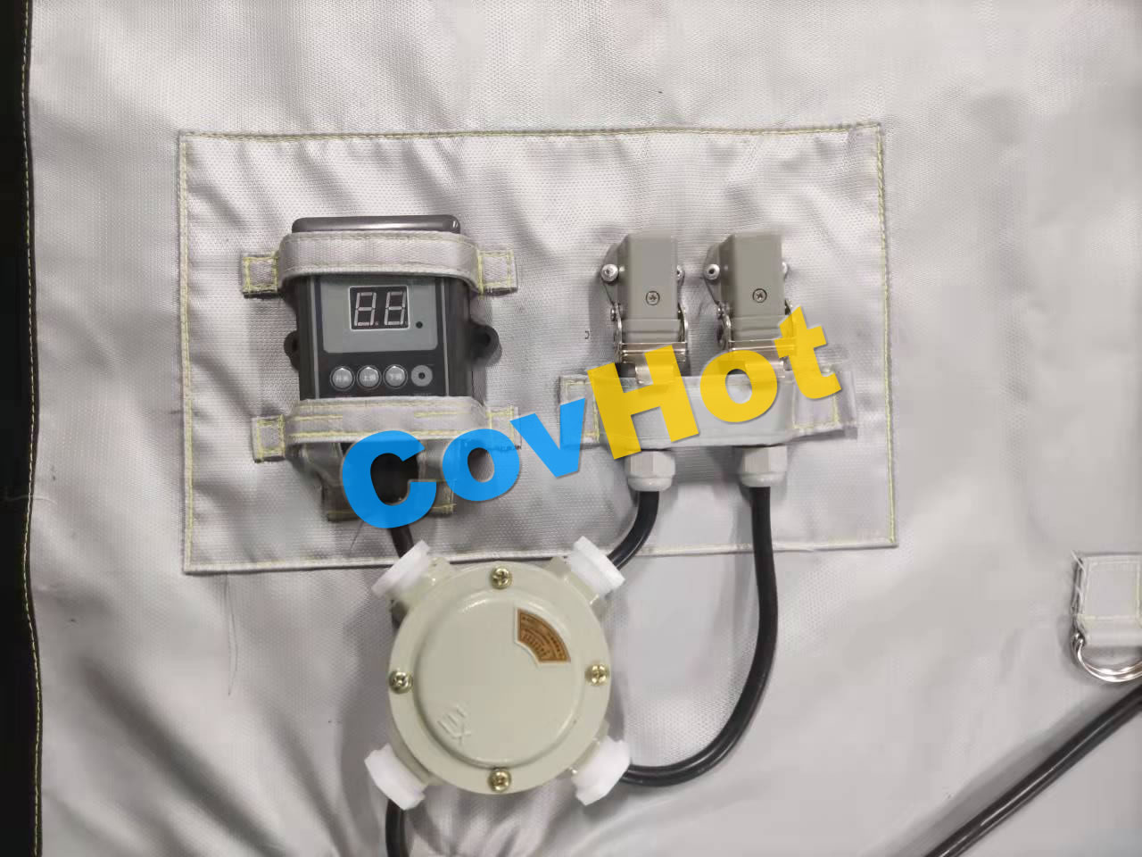 電伴熱<a href=http://m.s1419.cn/e/tags/?tagname=%E4%BF%9D%E6%B8%A9%E5%A5%97 target=_blank class=infotextkey>保溫套</a>